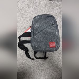 Manhattan Portage Midnight Ellis Backpack with zipper